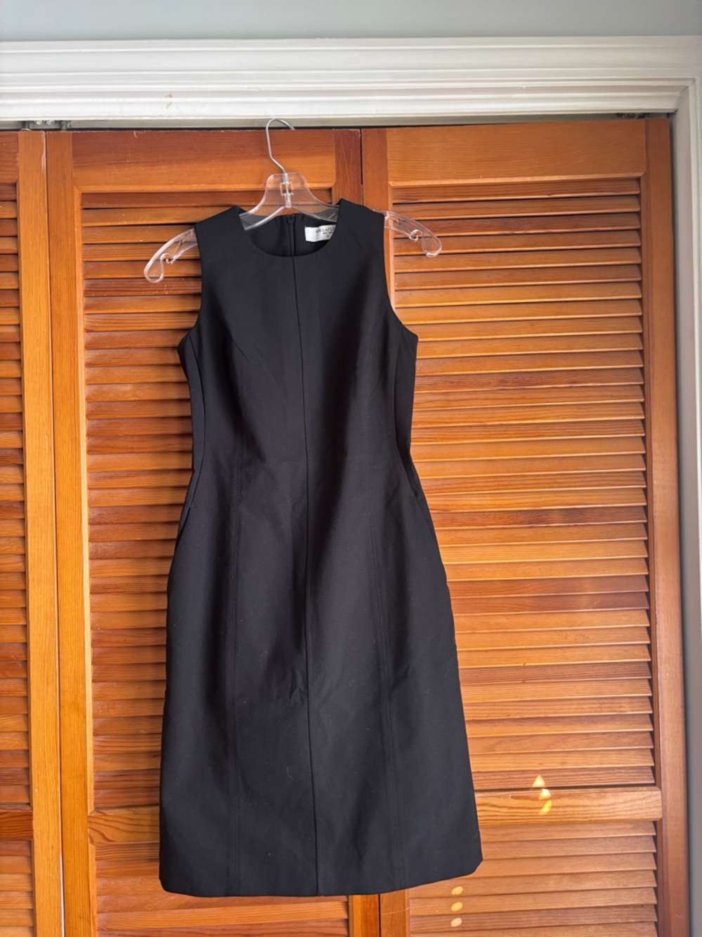 MM. LAFLEUR New York Classic Black Sleeveless Sheath Dress Size 0p - Picture 2 of 12